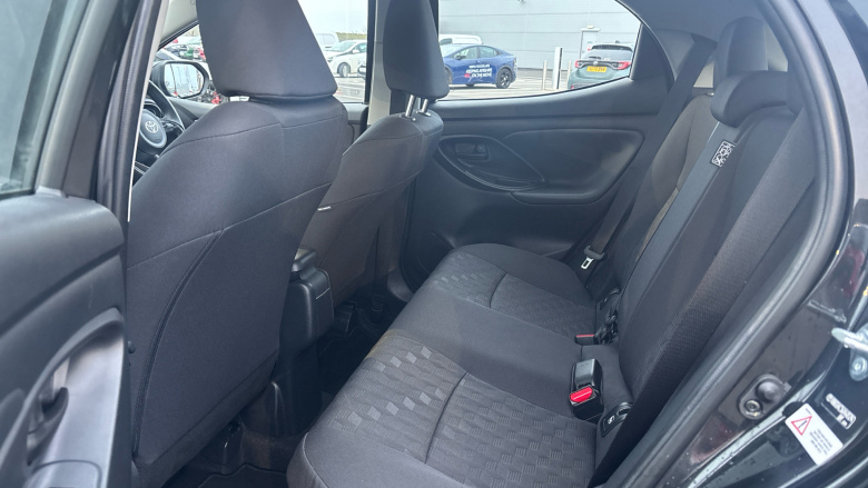 Toyota Yaris 1.5 Hybrid Icon 5dr CVT Hybrid Hatchback